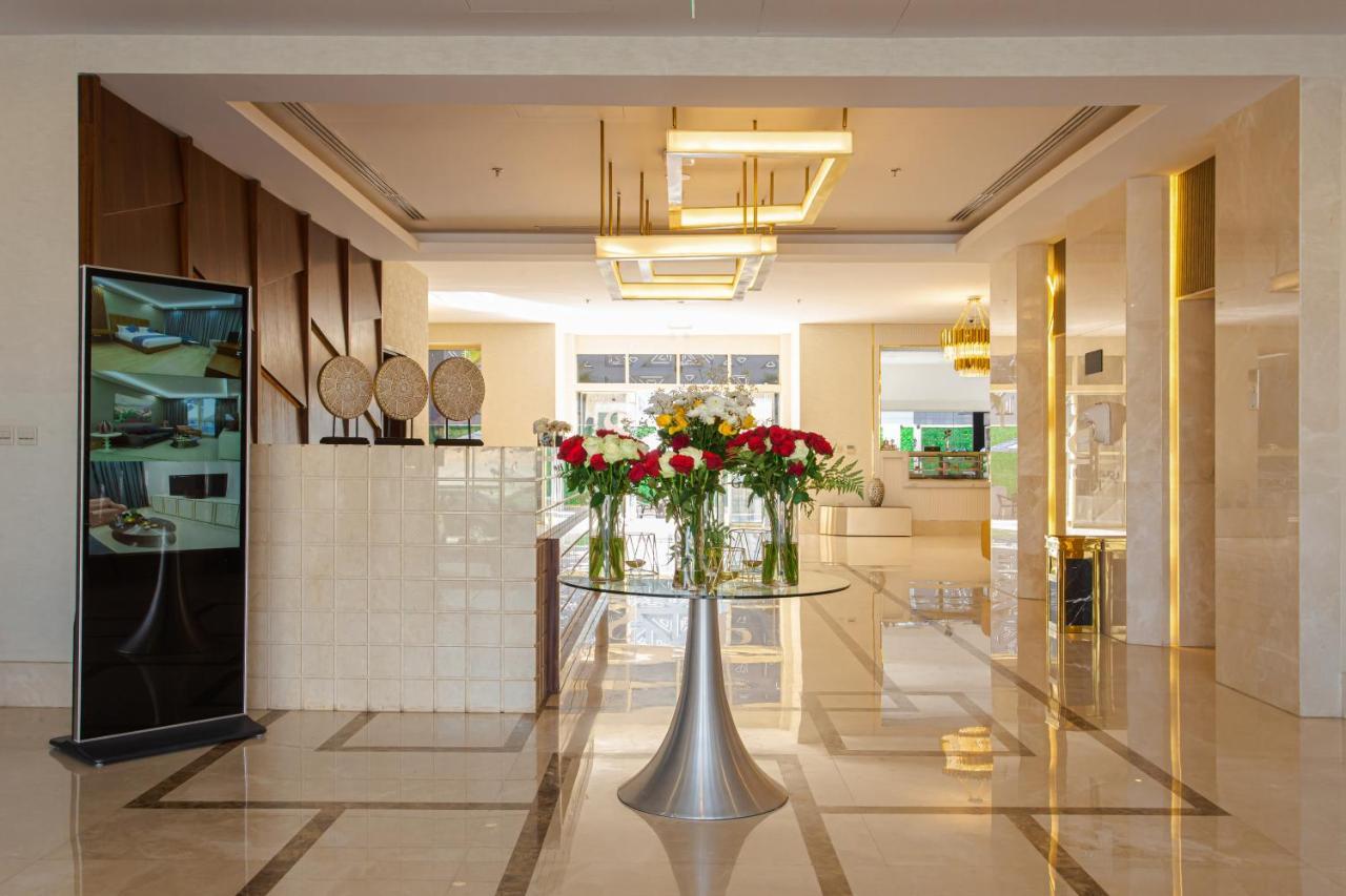 Sarwat Park Hotel Riyadh - Diplomatic Quarter Bagian luar foto