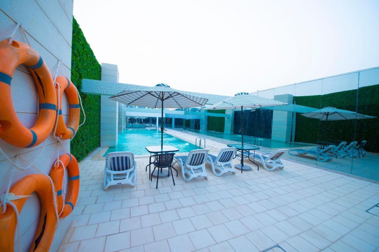 Sarwat Park Hotel Riyadh - Diplomatic Quarter Bagian luar foto